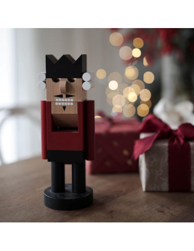 WOODEN NUTCRACKER KING