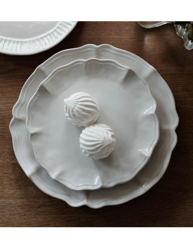 STONEWARE JUDITH DINNER PLATE