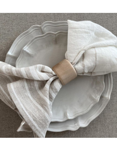 STONEWARE JUDITH DINNER PLATE