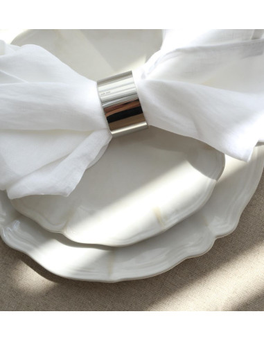 SMALL STONEWARE JUDITH PLATE