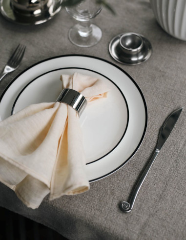 PREMIUM LINEN NAPKINS - VANILLA