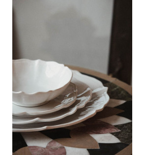 STONEWARE JUDITH PASTA PLATE 2