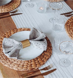 LINEN TABLE RUNNER - WHITE... 2