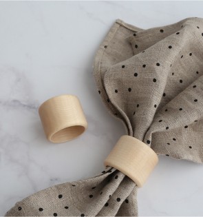 MAPLE WOODEN NAPKIN RINGS 2