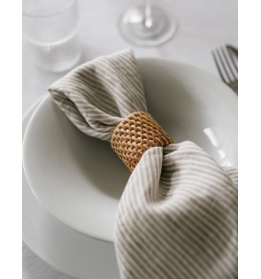RATTAN NAPKIN RINGS 2
