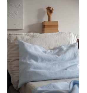 SOFT BLUE LINEN PILLOWCASE 2